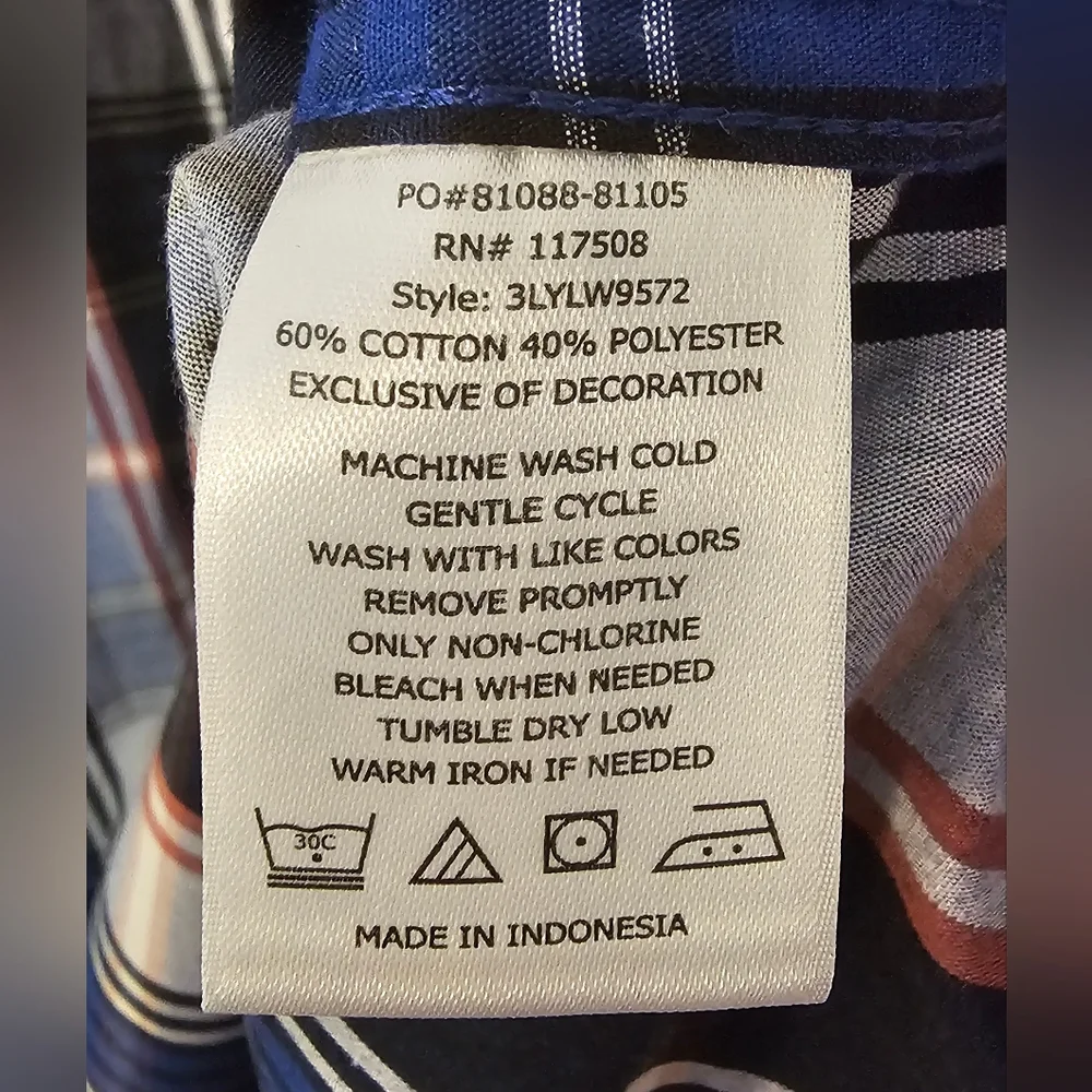 Levi's Button-Down Shirt